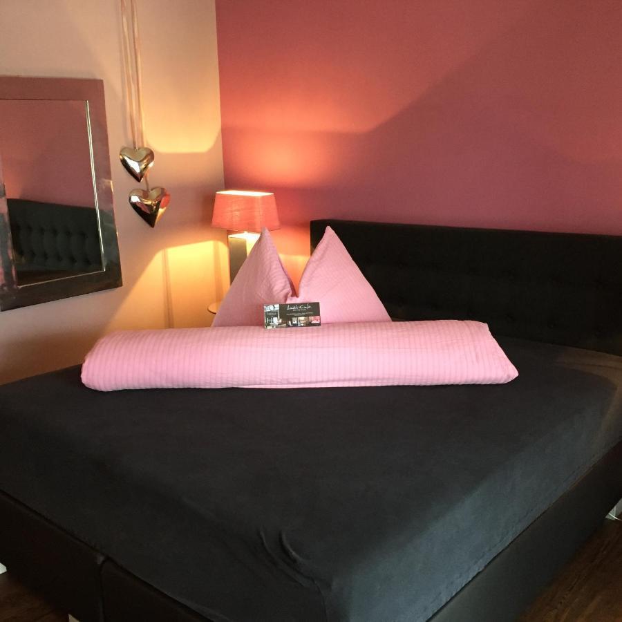 Landcafe Mit Mini Hotel Burgdorf Dış mekan fotoğraf