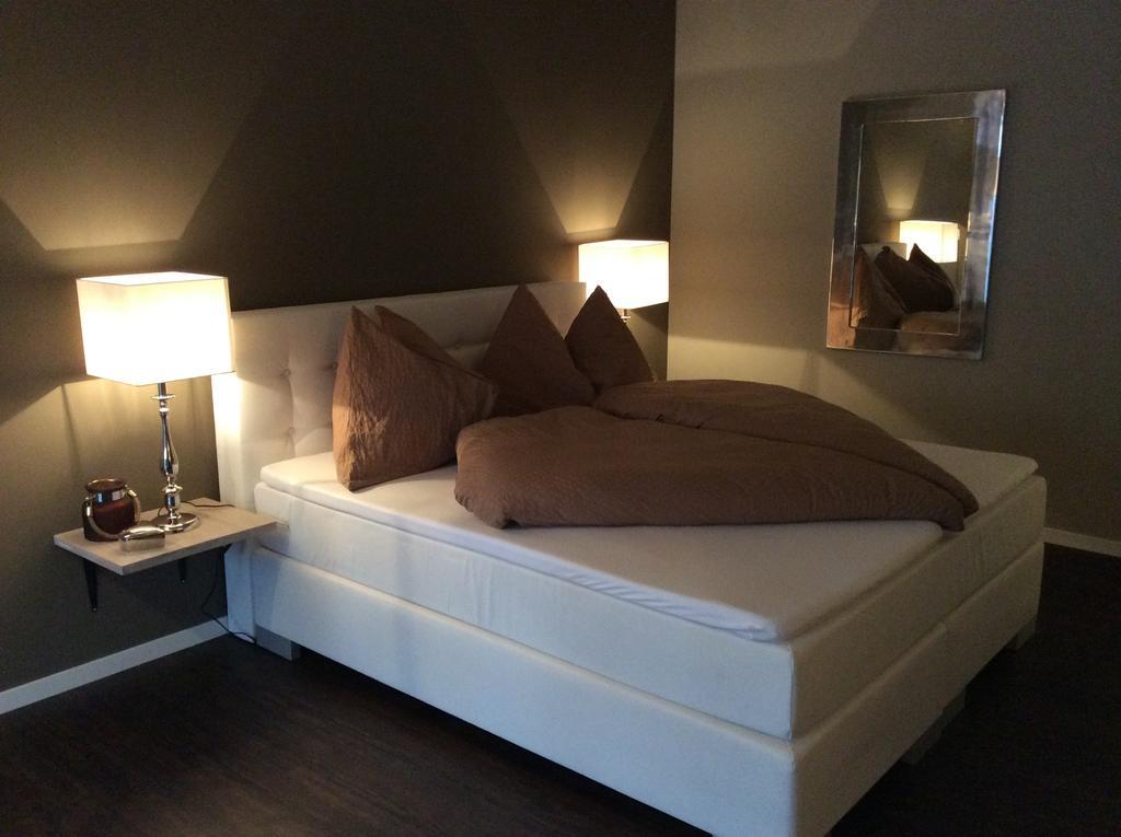 Landcafe Mit Mini Hotel Burgdorf Dış mekan fotoğraf