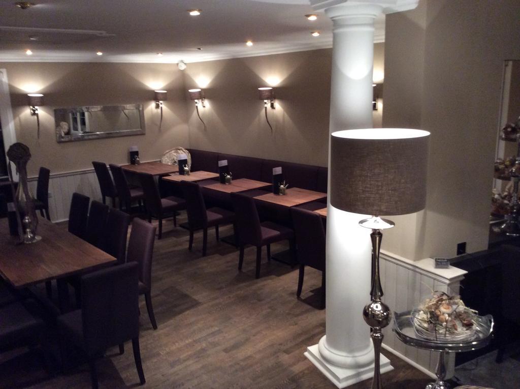 Landcafe Mit Mini Hotel Burgdorf Dış mekan fotoğraf