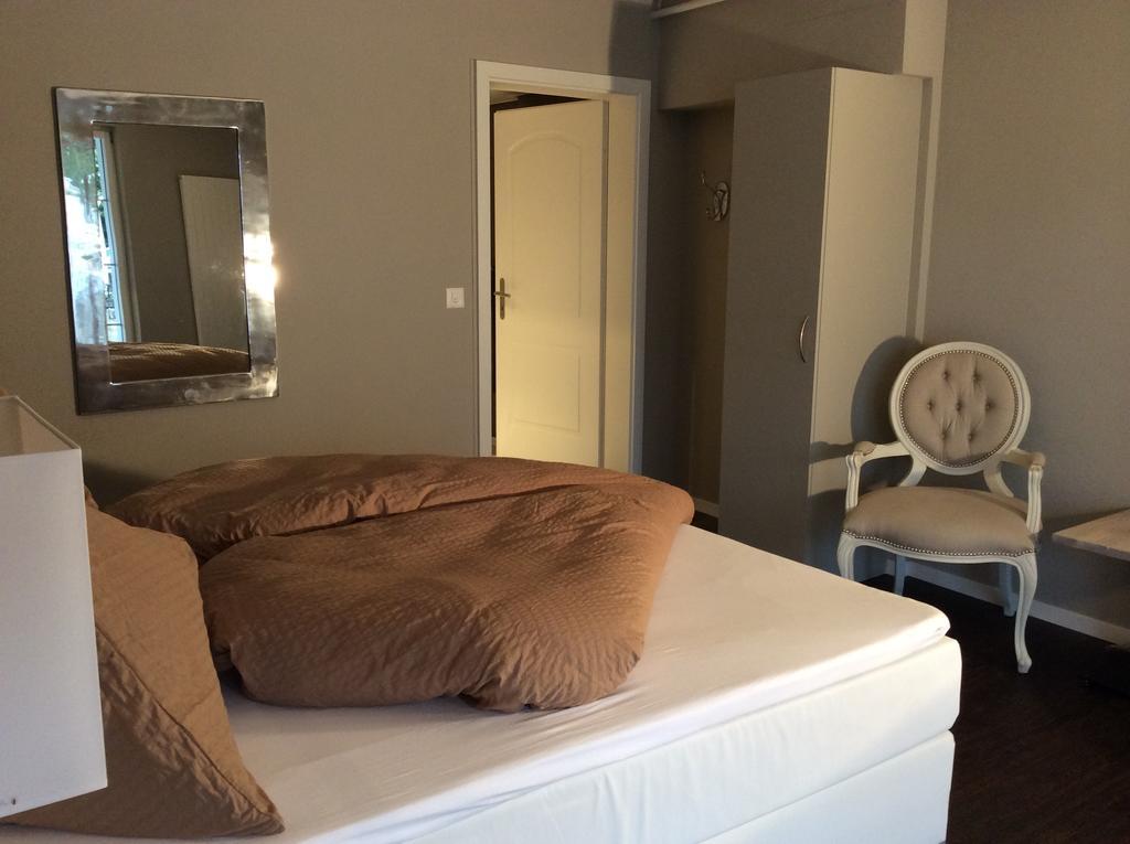 Landcafe Mit Mini Hotel Burgdorf Dış mekan fotoğraf